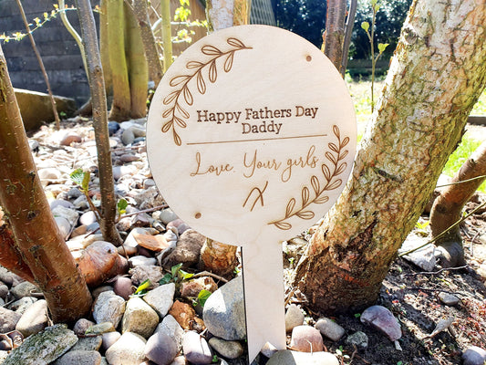 Father's Day Custom Garden Sign - Personalised Dad Wooden Plant Pot Plaque With Custom Message - Any Name and Any Message