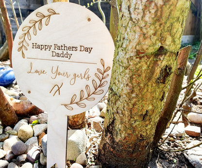 Father's Day Custom Garden Sign - Personalised Dad Wooden Plant Pot Plaque With Custom Message - Any Name and Any Message