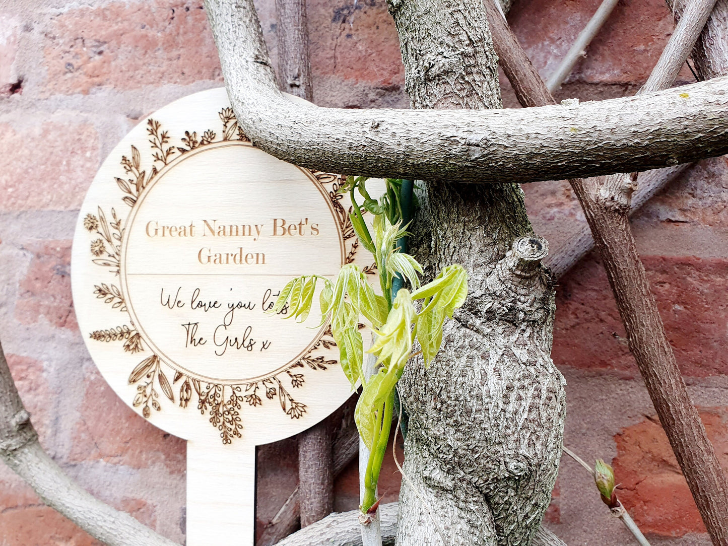 Rustic Wooden Outdoor Garden Planter Plaque - Any Name, Any Message Garden Sign