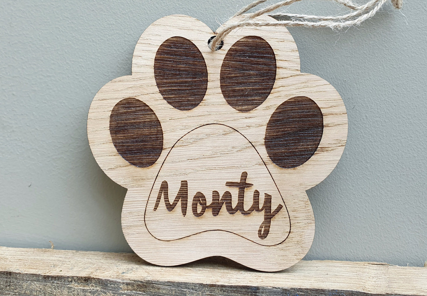 Personalised Wood Dog Paw Print Bauble - Dog Christmas Tree Decoration - Personalised Name Dog Paw Wooden Sign - Dog Christmas Bauble Gift