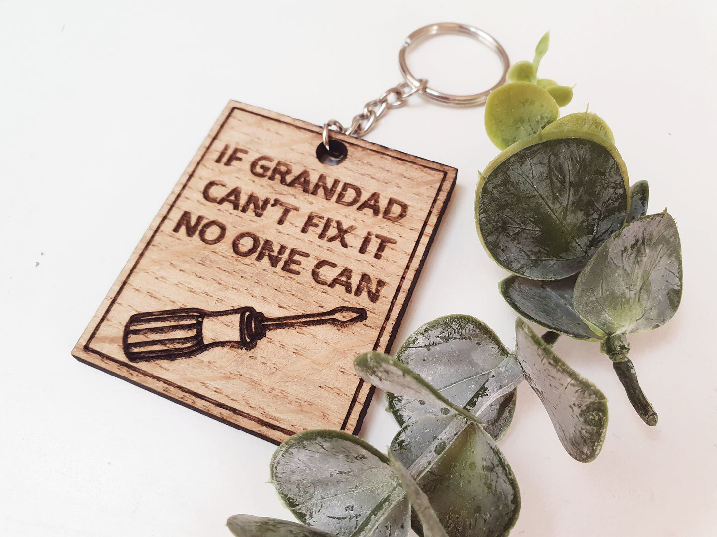 If Grandad can't fix it no one can keyring - Wooden keyring for Grandad - Small Father's Day gift