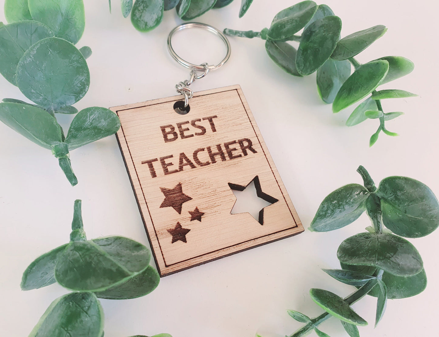 Best Teacher Wooden Keyring l End of Term Gift for Teacher l Nursery Teacher Gift l Childminder Gift - Small Gift for School Teacher