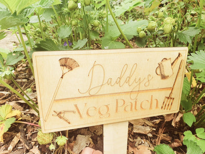 Custom Garden Vegetable Patch Sign - Personalised Wooden Veg Patch Planter Plaque - Includes Any Name - Garden Sign