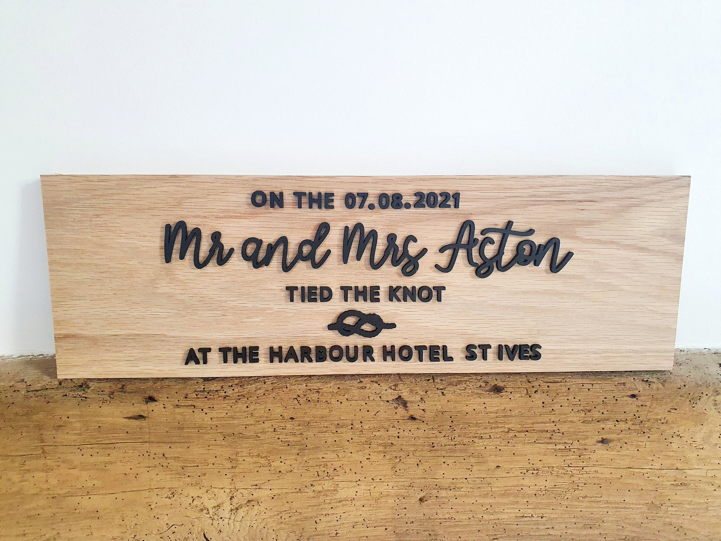 Wedding Gift or Wedding Present - Large Personalised Wedding Solid Oak Plaque - Wooden Personalised Wedding Gift for the Couple - Any Colour