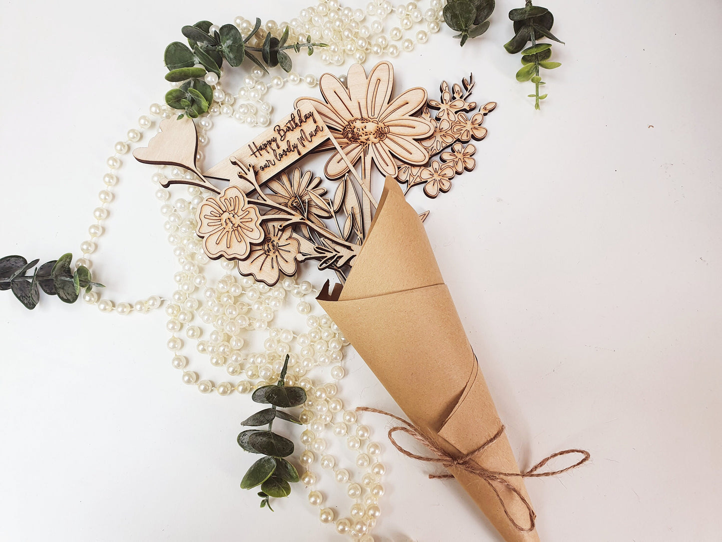 Personalised Wooden Bouquet of Flowers - Range of Wood Flowers and Personalised Message - Gift for Her - Bunch of Wood Flowers with Message