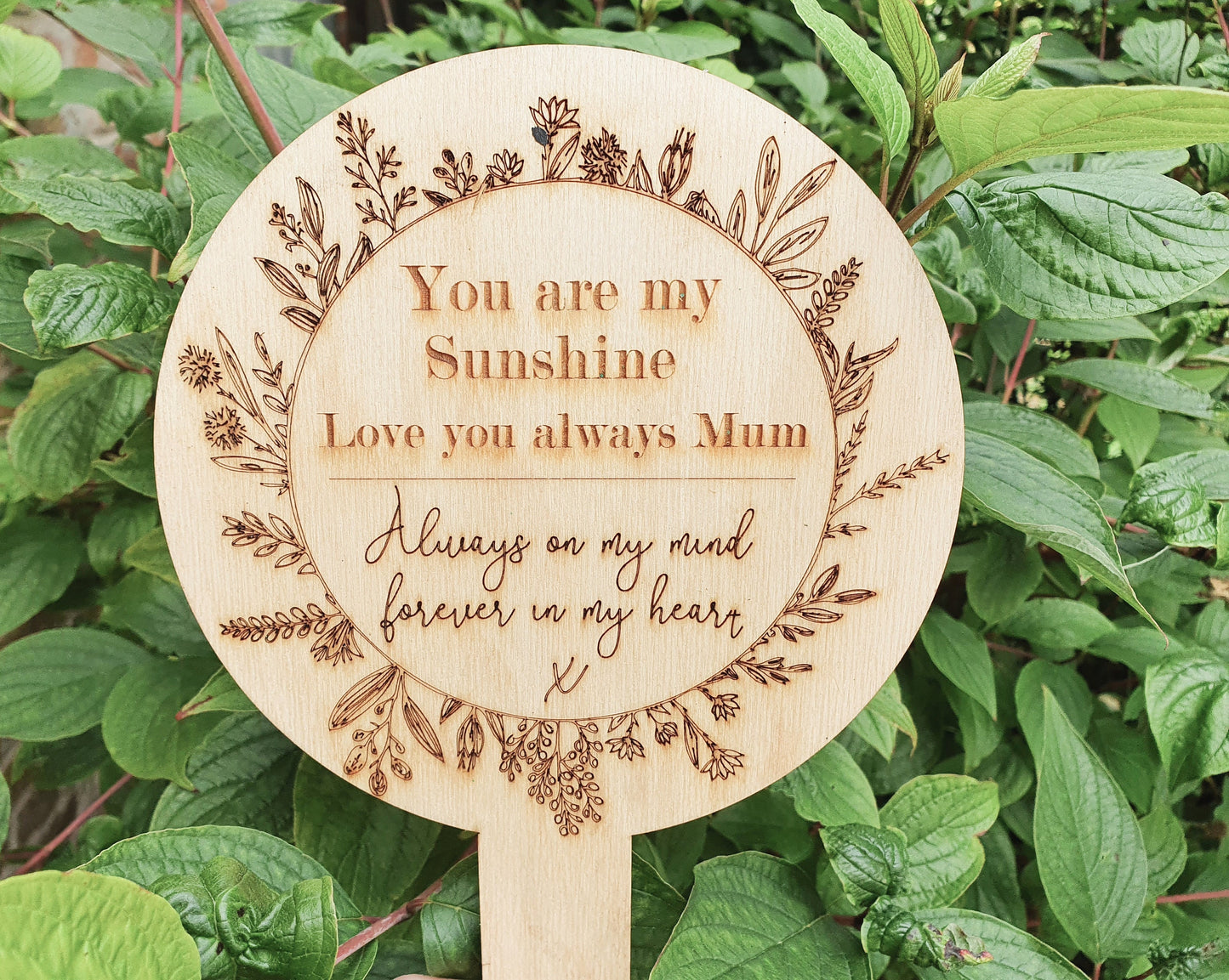 Custom Memorial Sign - Personalised Wooden 'In Loving Memory' Sign With Custom Message - Any Details Can Be Included - Garden In Memory Sign