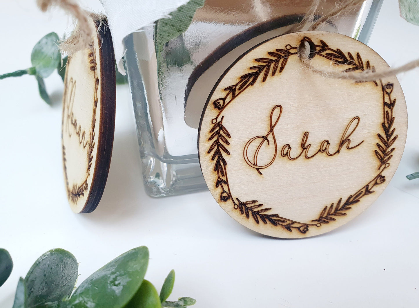 Botanical Personalised Wooden Wedding Place Cards - Bohemian Wooden Name Wedding Favours - Rustic Wedding Name Places - Wedding Titles