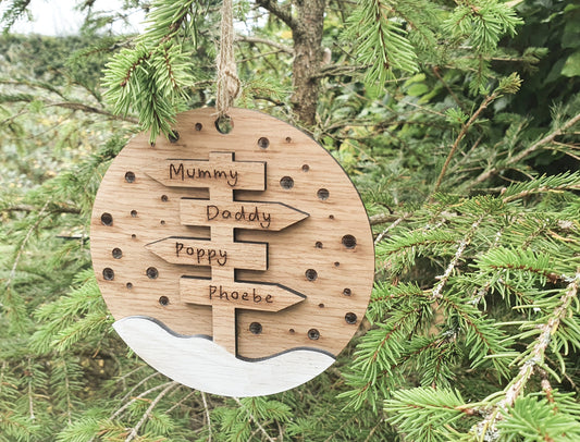 Personalised Christmas Family Wood Bauble - Custom Wooden Winter Family Sign Name - Family Christmas Bauble with Names