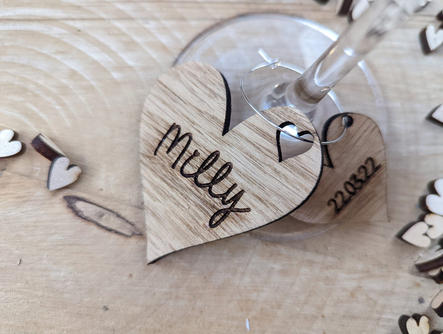 Personalised wine glass charms - Rustic heart drinks charm - Wood place names  - Wine glass charms with name and date.