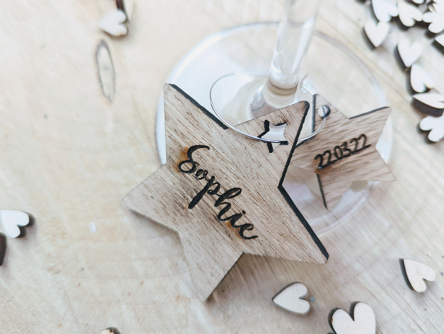 Personalised rustic star wine glass charms - Wooden personalised wine glass charms - Wine glass charm with name and date