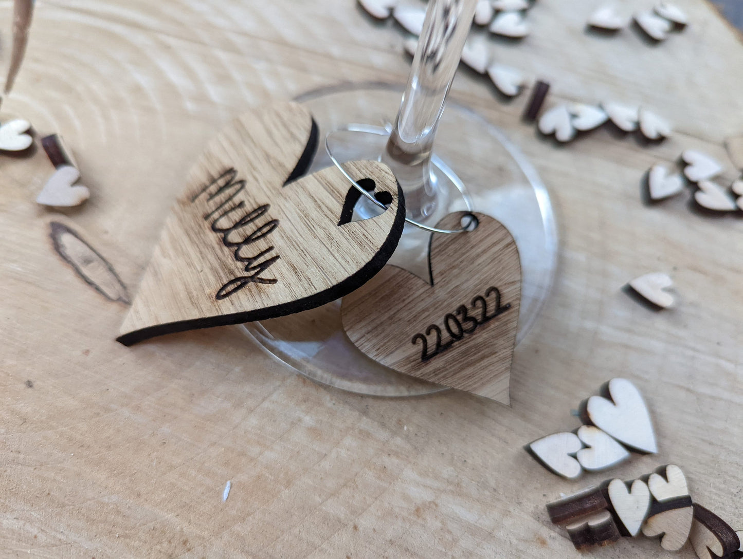 Personalised wine glass charms - Rustic heart drinks charm - Wood place names  - Wine glass charms with name and date.