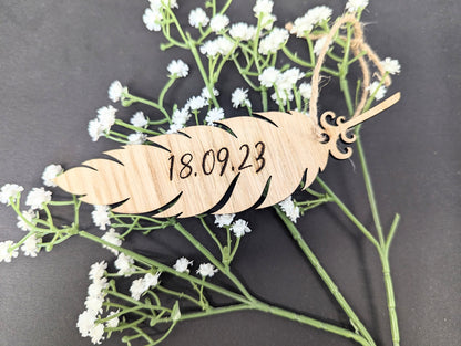 Feather Keepsake. Personalised Memorial Gift. Sympathy Wooden Feather Gift. Personalised Wooden Feather With Date.