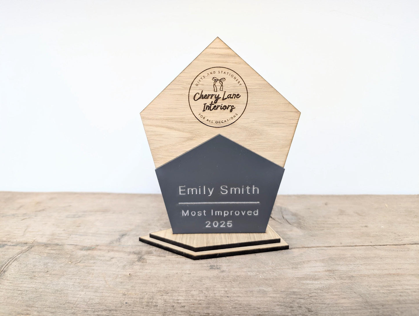 Personalised engraved trophy award (large, medium, small) - any logo/icon. Corporate Trophy, School Trophies, Sport Trophies, Company Awards