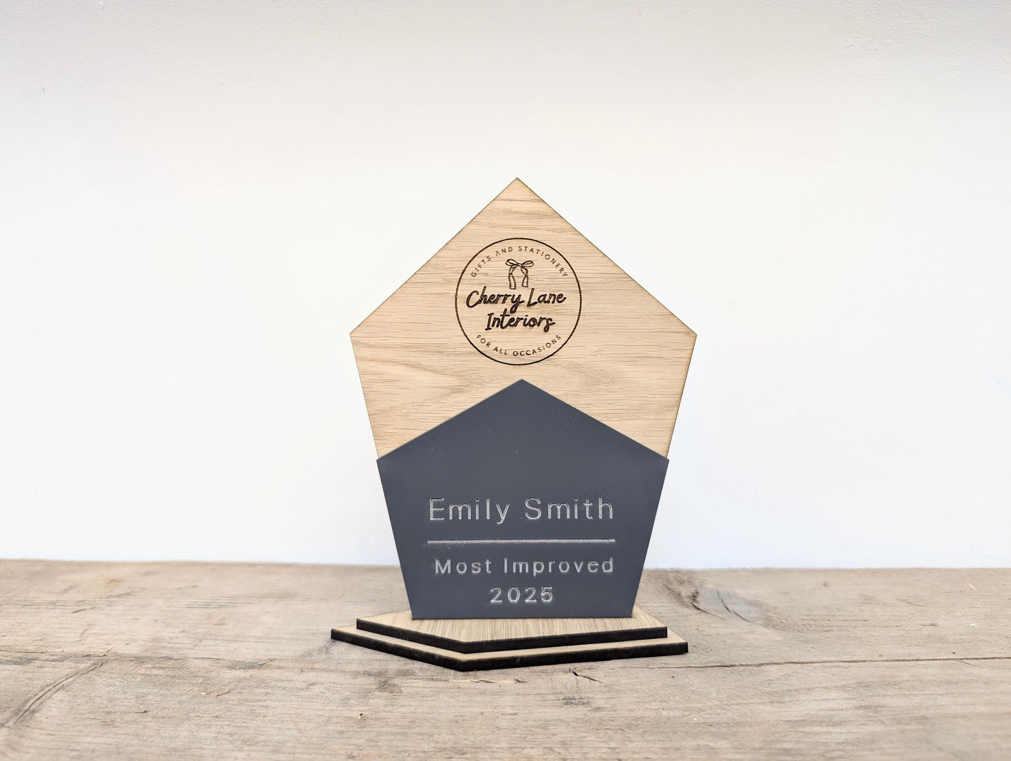 Personalised engraved trophy award (large, medium, small) - any logo/icon. Corporate Trophy, School Trophies, Sport Trophies, Company Awards