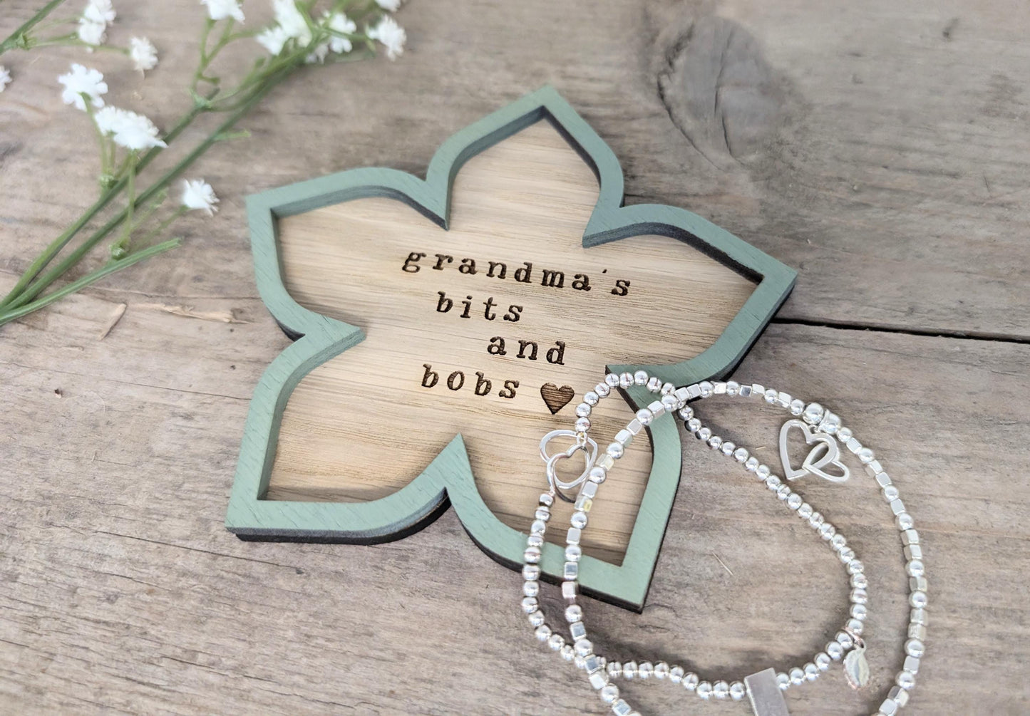 Personalised Bits and Bobs Flower Trinket Dish, Grandma, Mum, Sister, Friend Trinket Dish. Any Name Trinket Tray for Bits and Bobs.