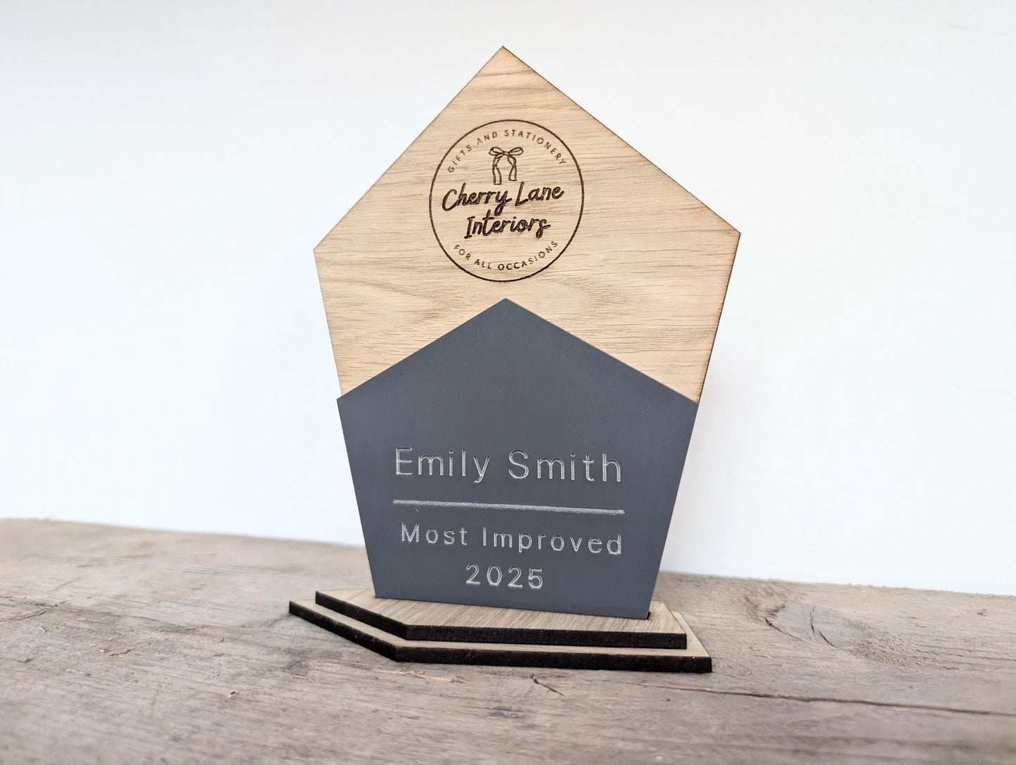 Personalised engraved trophy award (large, medium, small) - any logo/icon. Corporate Trophy, School Trophies, Sport Trophies, Company Awards